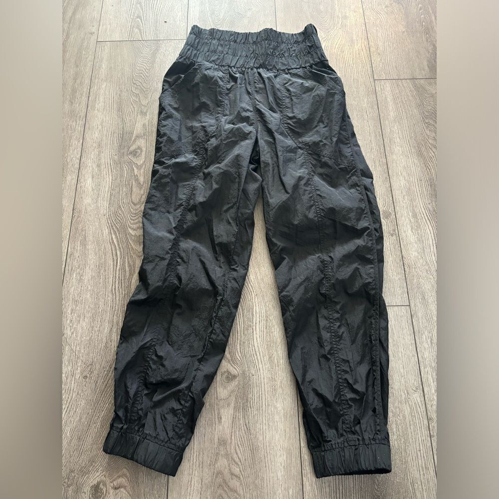 Free people windbreaker NWOT